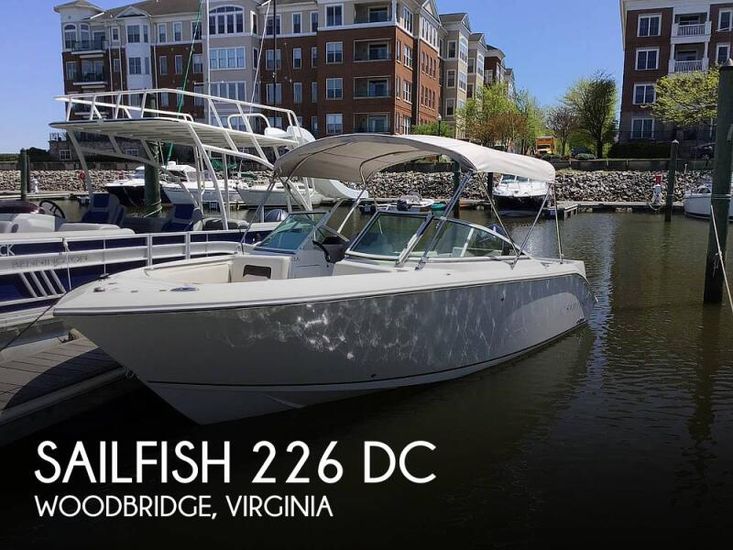 2024 Sailfish 226 dc