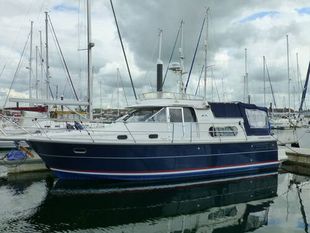 2004 Nimbus 380 Commander