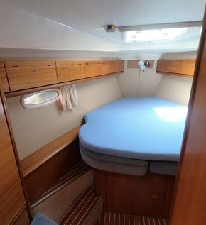 2008 Bavaria 40 Cruiser 10