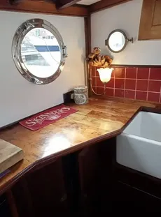 Luke Gaff Gentleman's Motor Yacht