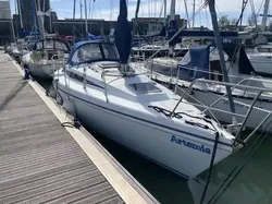 1998 Hunter Horizon 30 - Bilge Keel