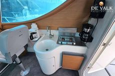 2001 Waypoint 34