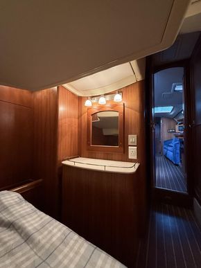 Looking forward from aft cabin
