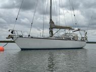 1987 Adams Carina 44