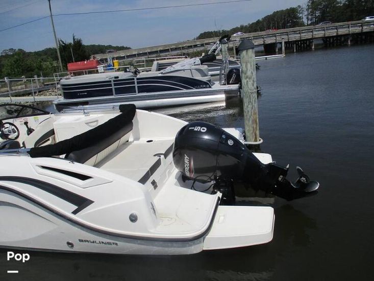 2021 Bayliner 2200 dx