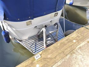 Aquamarine Riverboat 26  - Swim Platform
