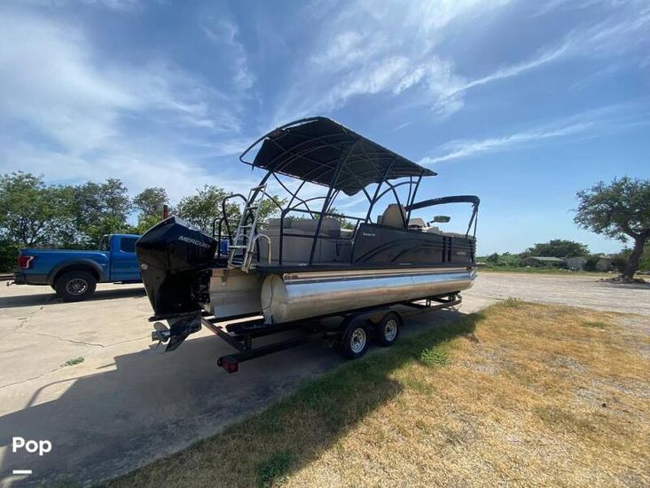 2019 Harris 25 sunliner