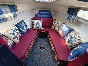 Fairline 21 weekender - Saloon