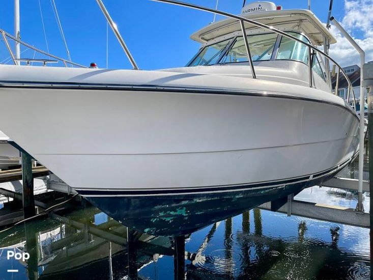 2003 Pursuit 3070 offshore