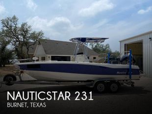 2019 NauticStar 231 Hybrid