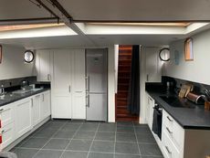Reduced - must sell.  London mooring new fit out 