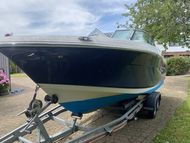 2018 Robalo R207 Dual Console