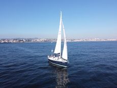 1998 J Boats 32