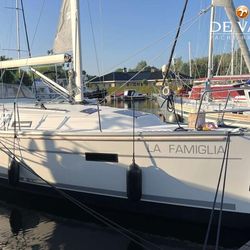 2011 Bavaria Cruiser 36