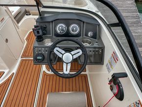 2022 Bayliner  VR5 OB 11