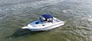 1998 Boston Whaler 23 Conquest