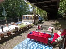 Freehold Garden Mooring - LONDON