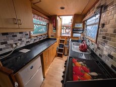 That's D'riculous - 57 foot cruiser stern narrow boat