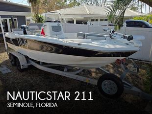 2021 NauticStar 211 Hybrid