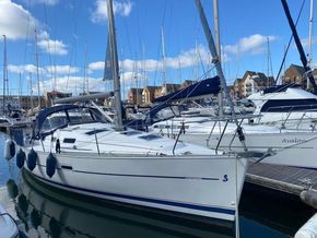 Beneteau Oceanis 323 Clipper  - Main Photo