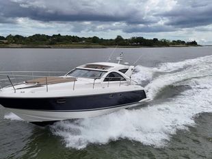 2009 Fairline Targa 44
