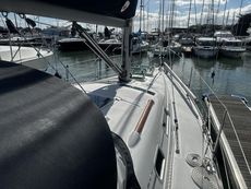 Beneteau Oceanis 323 