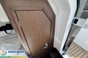 Jeanneau Cap Camarat 7.5 WA S3 - toilet door