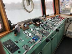 1978 76′ x 21′ x 8.5′ Fire Class Tug w/ Tractor Capabilities