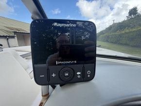 Bayliner 185 Bowrider  - Cockpit Instruments