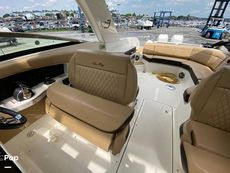2020 Sea Ray SLX 350 Outboard