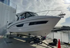 2023 Beneteau Antares 9