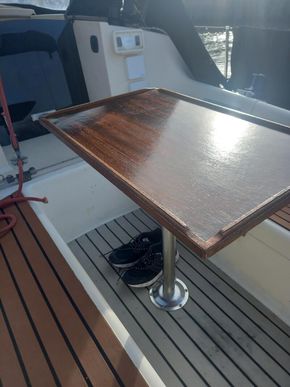 sailboat seating
