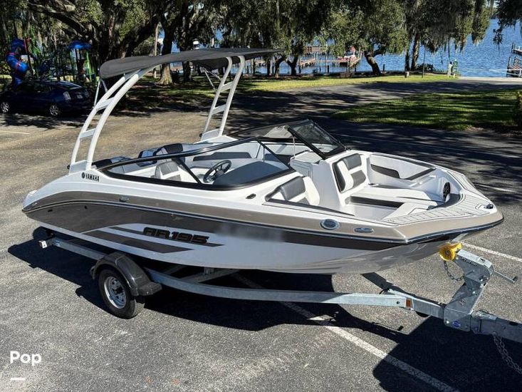 2023 Yamaha ar 195
