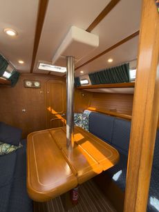 Westerly Ocean 33  with Comprehensive Sail Wardrobe and Inventory