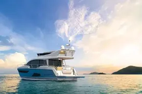 Sealine F430