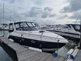 2005 Rinker 270 Fiesta Vee