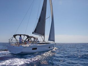 2024 Bavaria C38