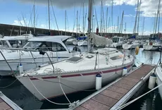 1981 Beneteau First 28