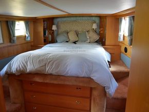 Dutch Barge Luxe Motor  - Aft Cabin