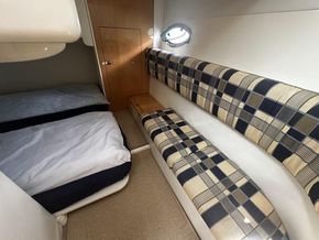 2000 Fairline Targa 30 37