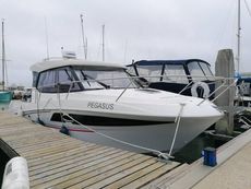 2017 Beneteau Antares 8.80