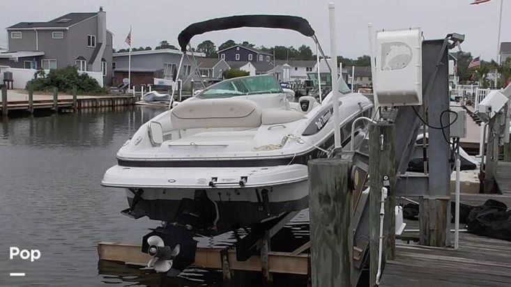 2008 Crownline 260 ex