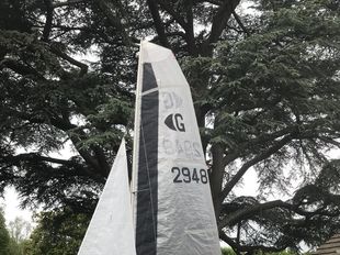 Graduate sailing dinghy 2948