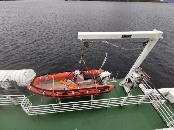 RO -RO Car Ferry with 300 tonn deck cargo