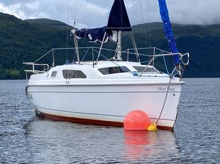 Hunter Legend 25 Trailer Sailer