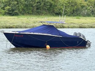 Atlantis 26 Centre Console