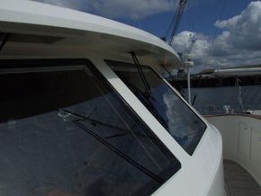 Pilothouse windshield