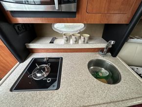 2008 Rinker 280 Cabin Cruiser 24