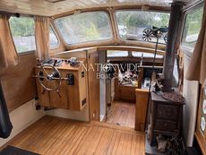 36ft by 9ft 6' Dutch Barge