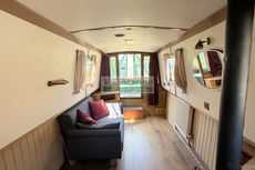 60ft Semi-Traditional Stern